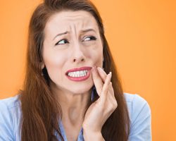 I'm Having a Hard Time Chewing | Dores Dental in East Longmeadow, MA